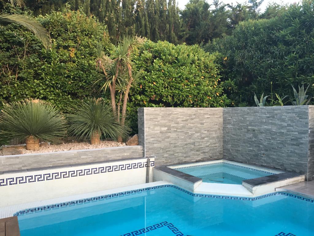 La Villa Blanche 滨海萨纳里 外观 照片